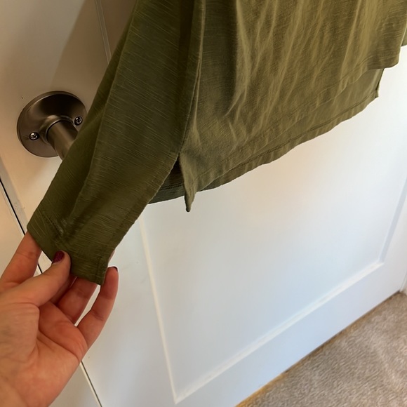 Size medium t shirt dress - Picture 2 of 3